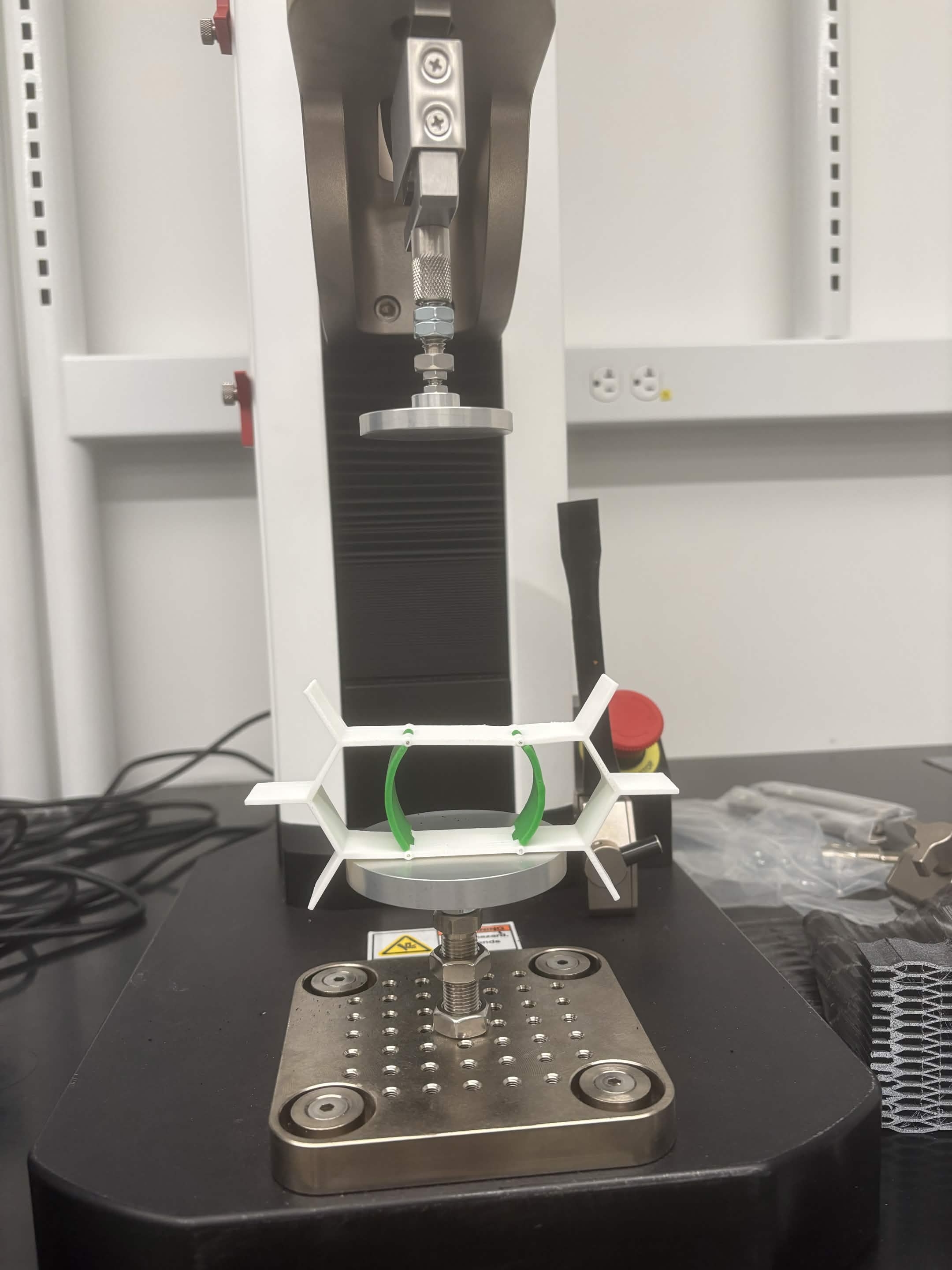 Prototype in compression testing machine